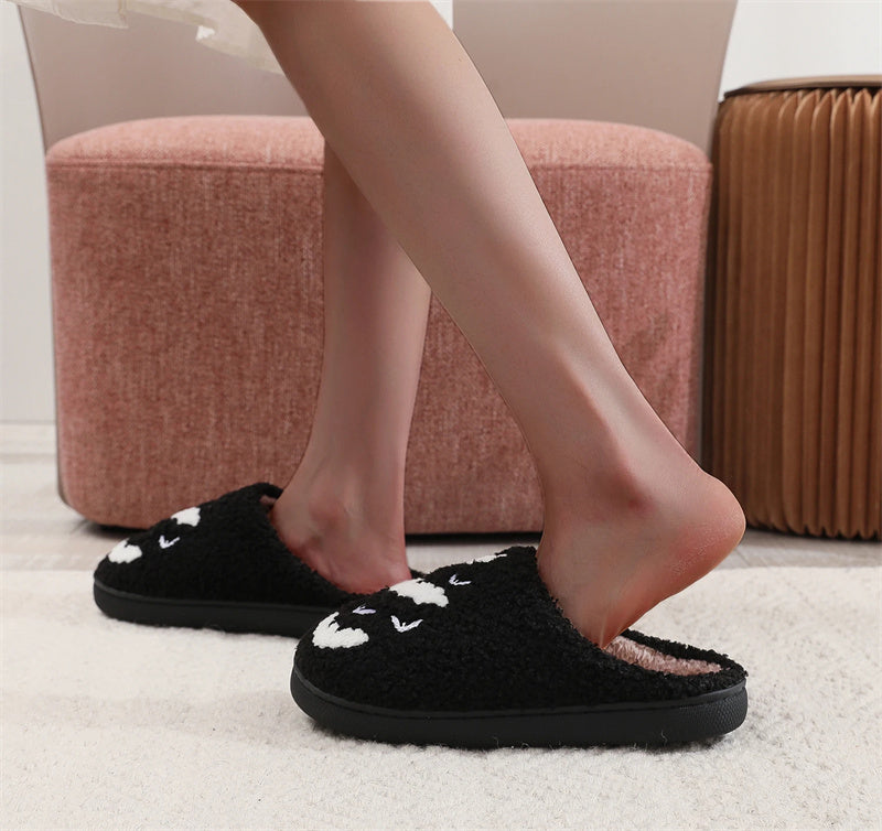 Halloween Bat Slippers – Funny Plush Indoor Shoes for Men & Women, Soft Cozy House Flats, Horror Costume Gift Idea