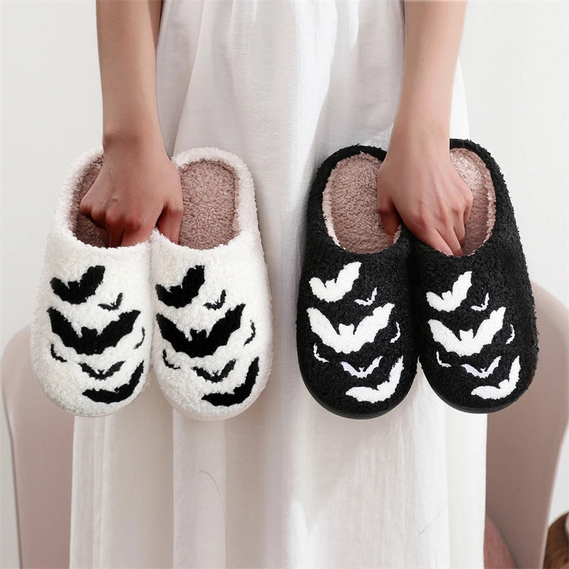 Halloween Bat Slippers – Funny Plush Indoor Shoes for Men & Women, Soft Cozy House Flats, Horror Costume Gift Idea
